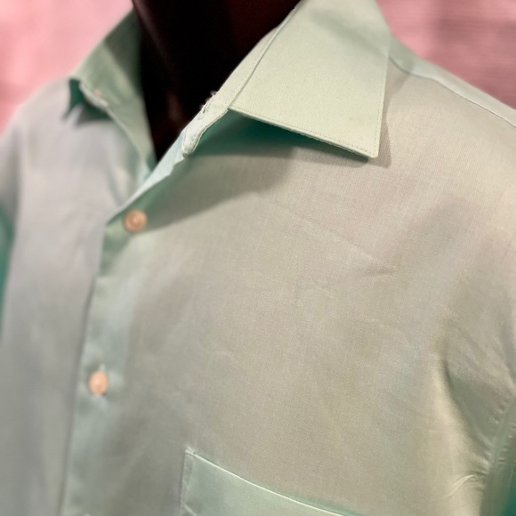 Van Heusen Flex Wrinkle Free Button-Up Dress Shirt - Picture 5 of 7